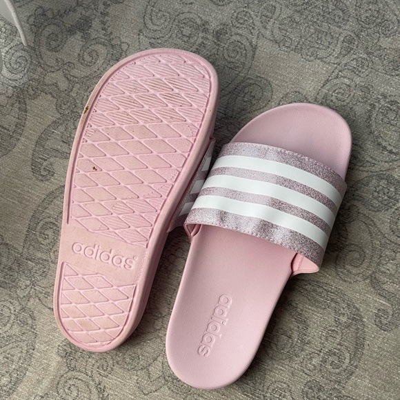 Pink slides - Picture 3 of 3